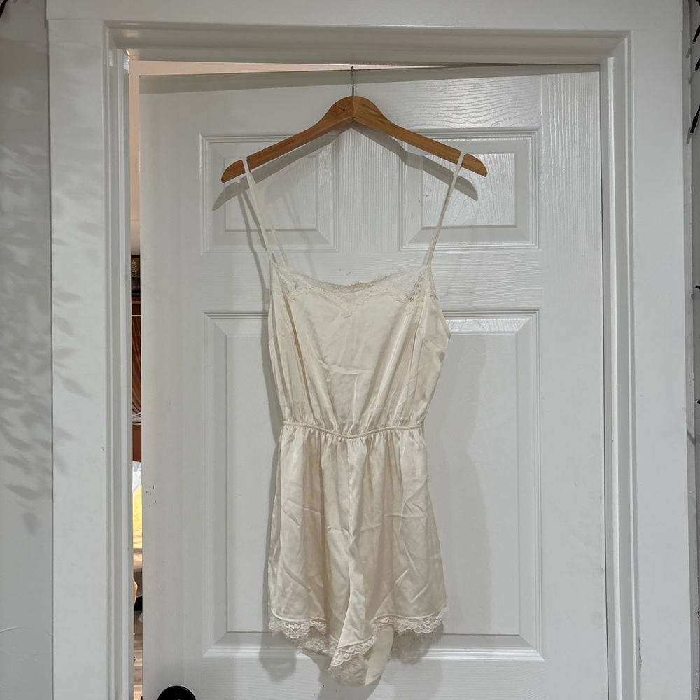 Abercrombie & Fitch Cream Satin Sleep Romper